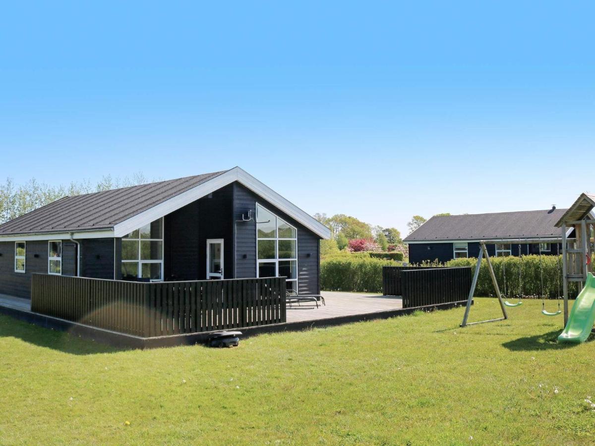 8 Person Holiday Home In Hadsund מראה חיצוני תמונה